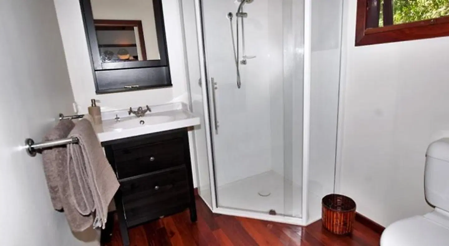 Black Cockatoo Lodge Badezimmer