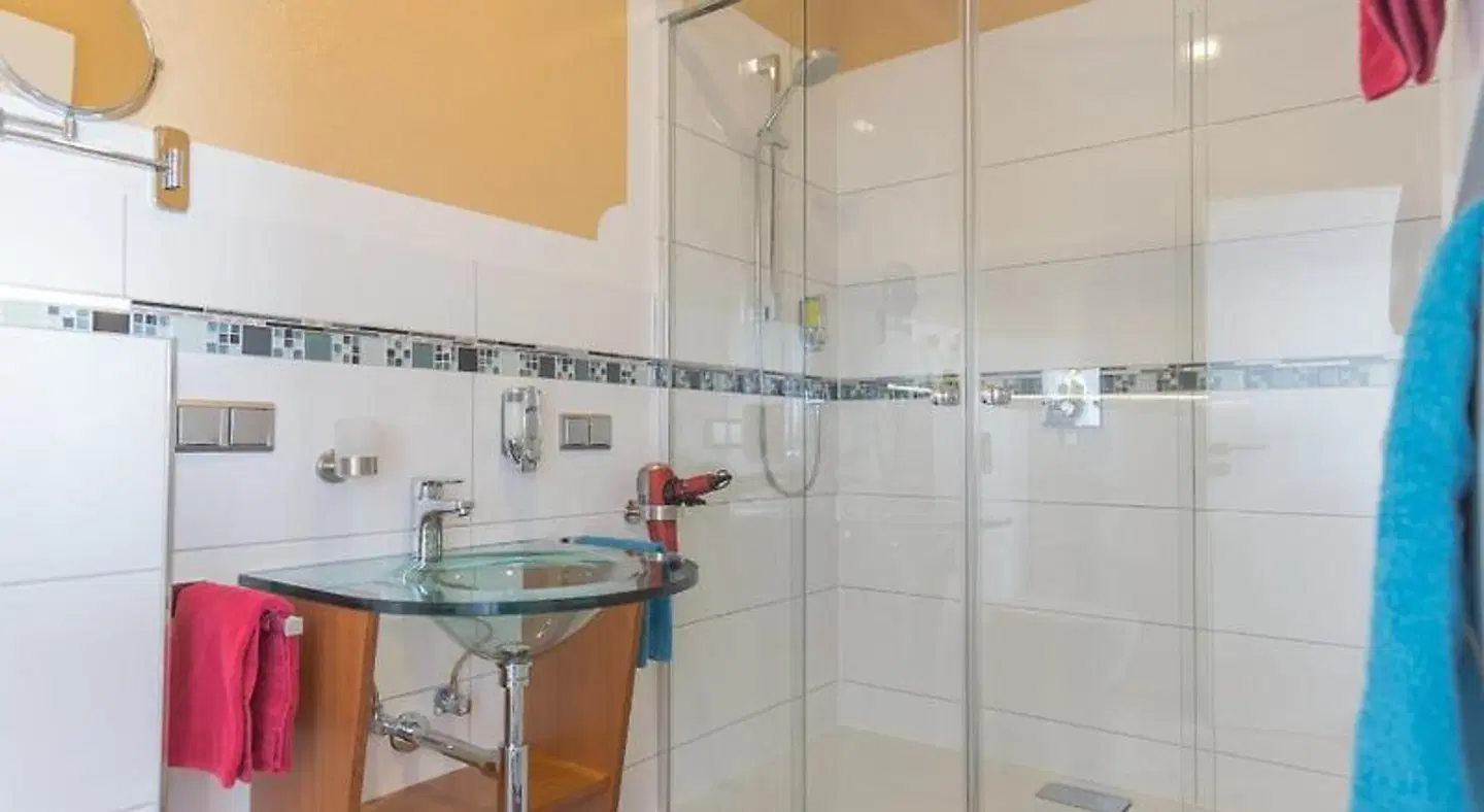 Hotel Weitblick Bielefeld Badezimmer