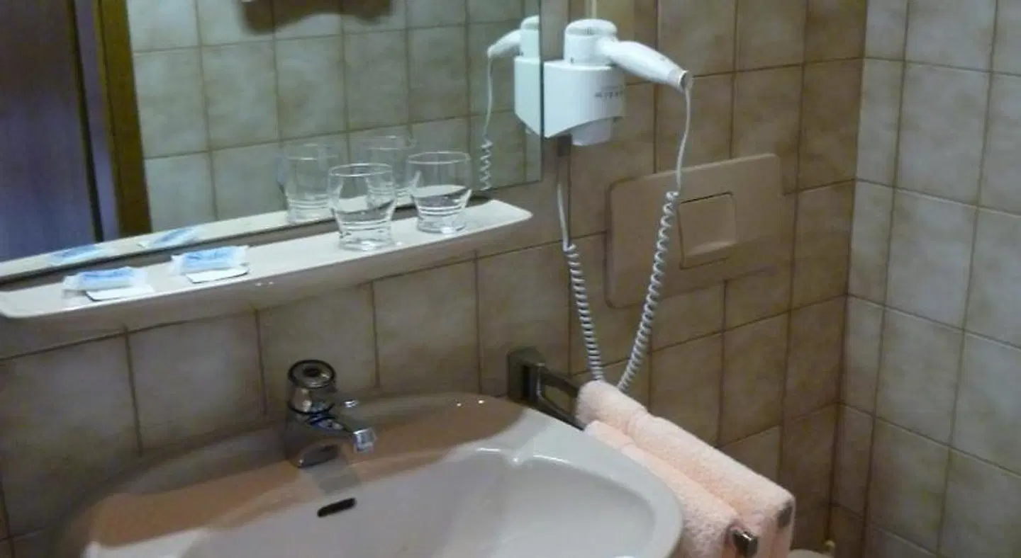 Zum Specht Badezimmer