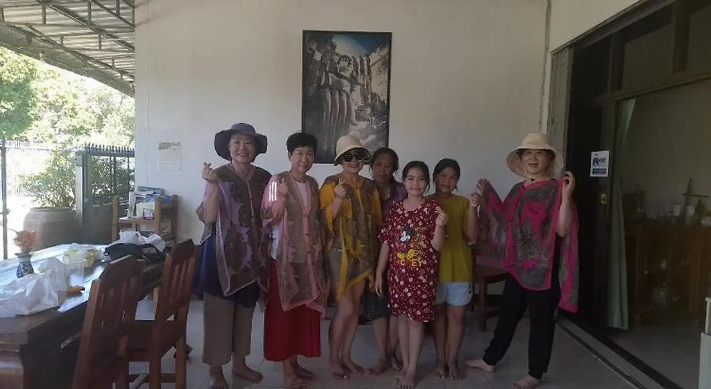 Space Ben Guest House @ Muangkao PEOPLE