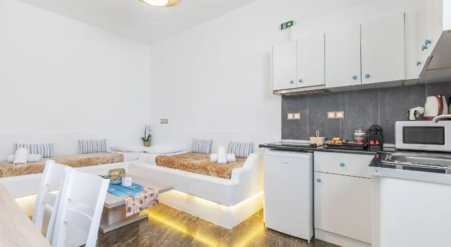 Mykonian Breeze ROOM_EXAMPLE