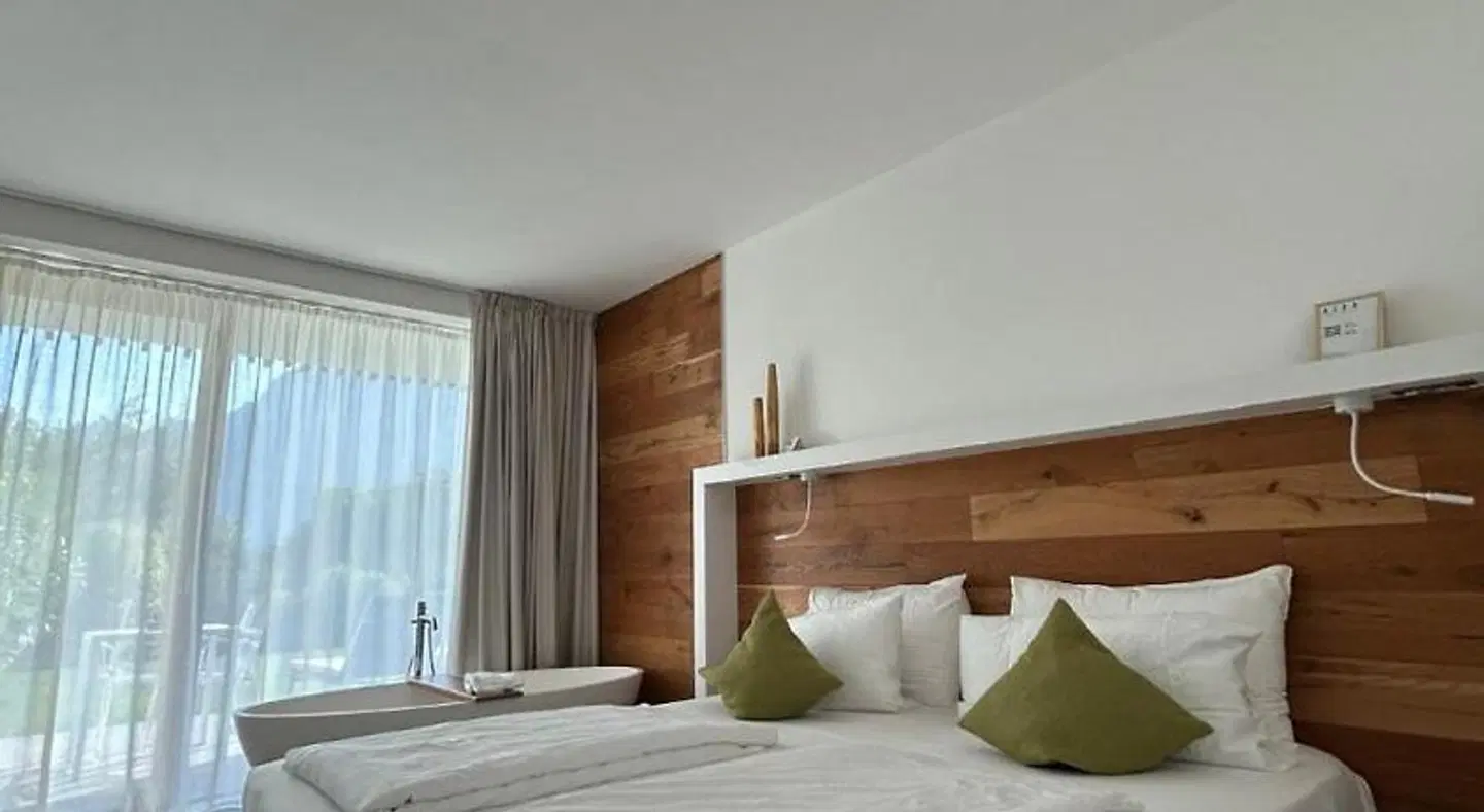 ALEA - Garda Lake Suite ROOM_EXAMPLE