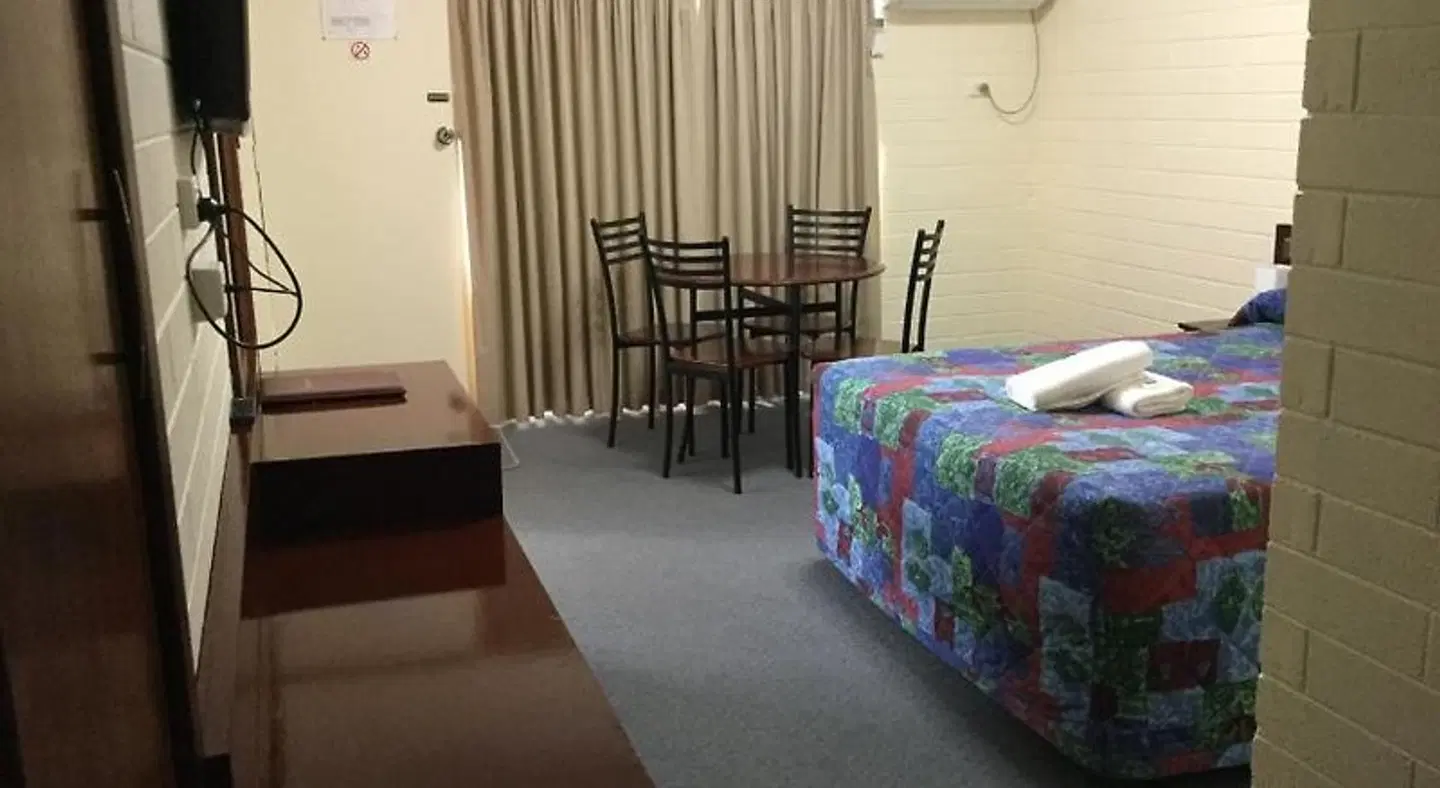 Bayview Motel ROOM_EXAMPLE