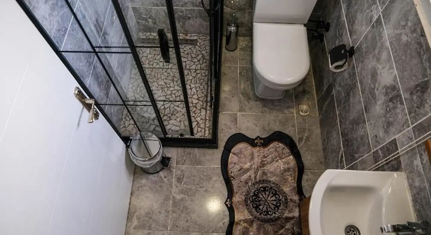 Neo Pera Suites Badezimmer