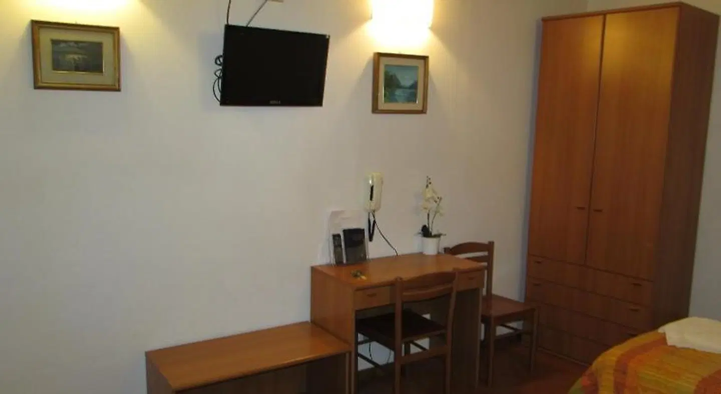 Foresteria Valdese di Firenze ROOM_EXAMPLE