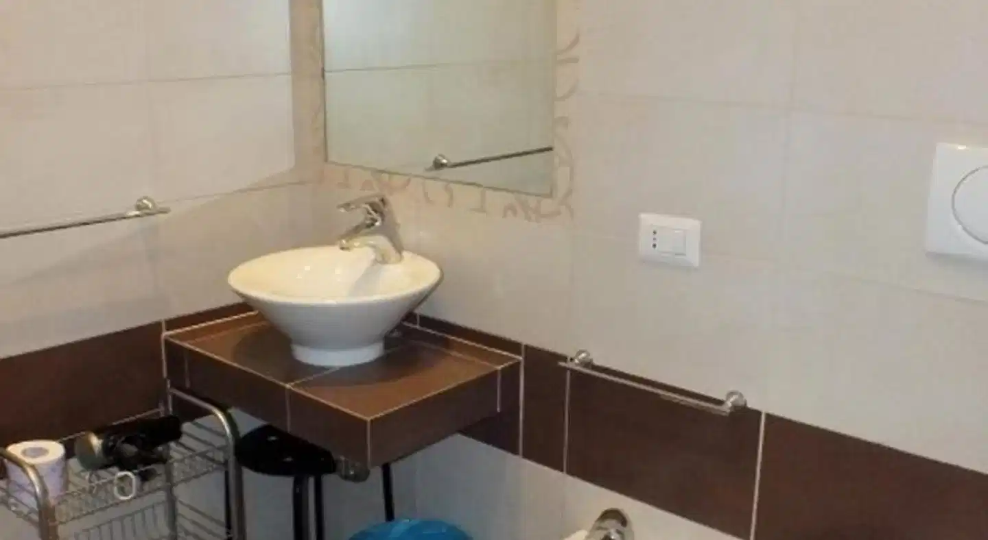 Vatican City Guest House Badezimmer