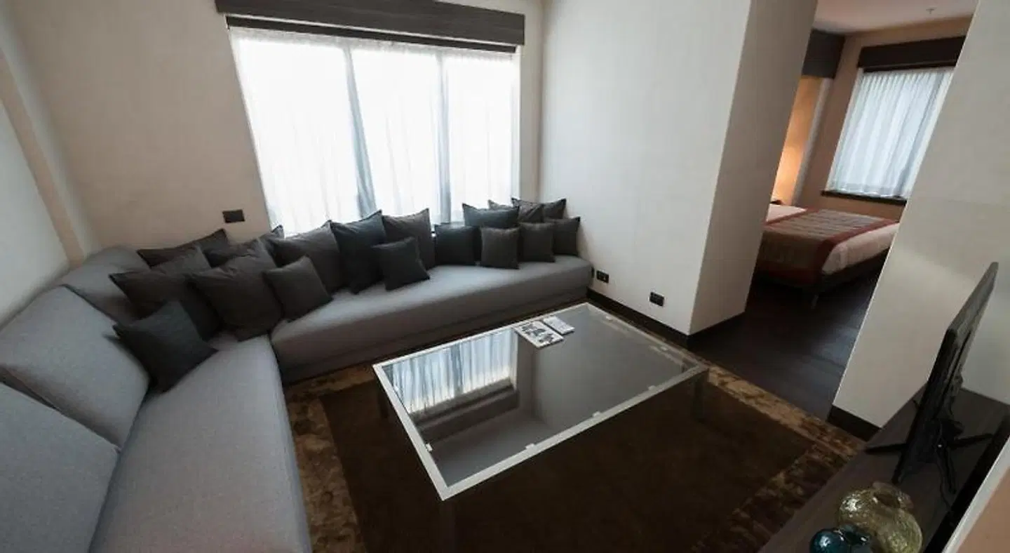 Hyatt Centric Milan Centrale ROOM_EXAMPLE