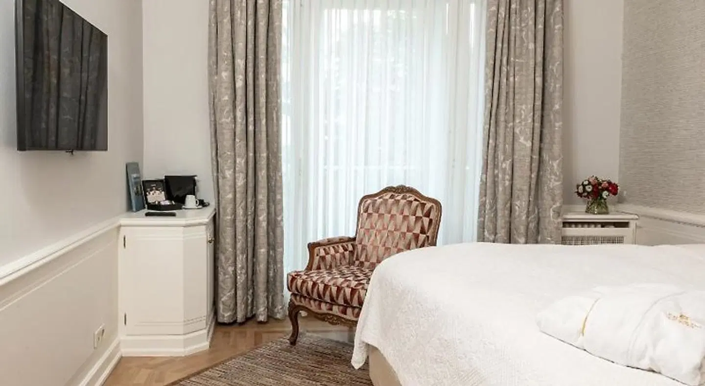 Colombi ROOM_EXAMPLE