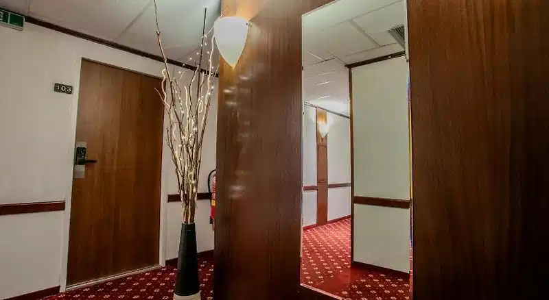 Attaché – Hotelfoto
