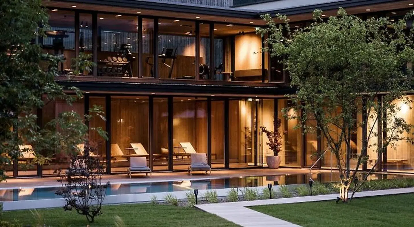zelloon boutiquehotel EXTERIOR