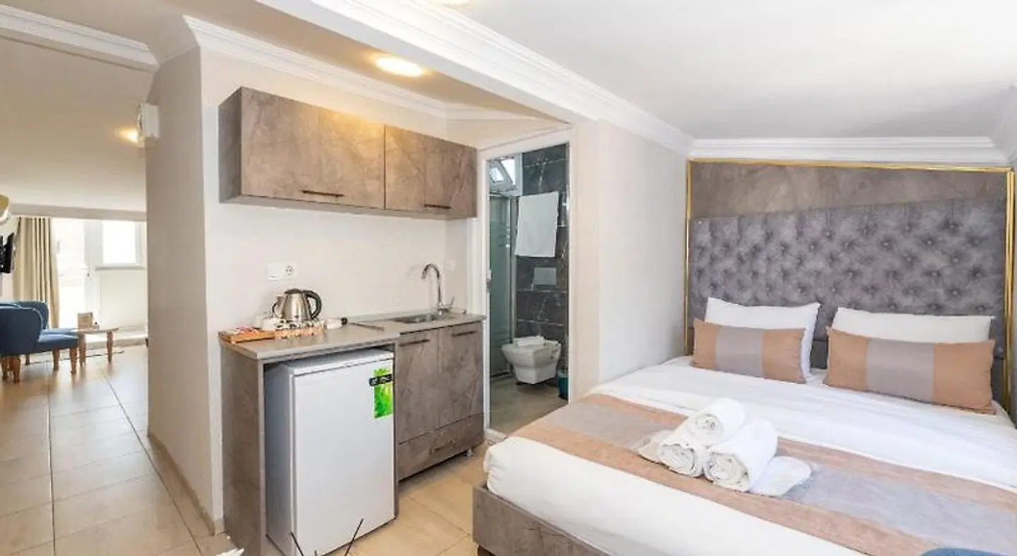 Taksim Brand Suite Badezimmer