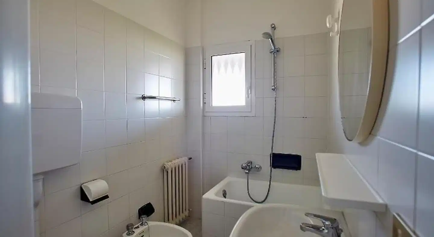 Miriam Hotel & Residence Badezimmer