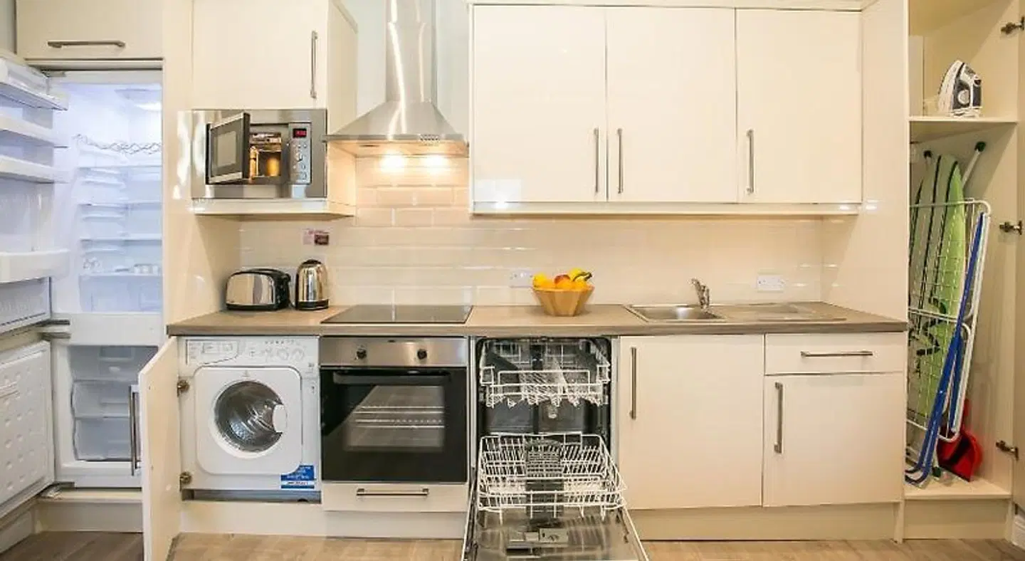 Grand Canal District Apartments ROOM_EXAMPLE