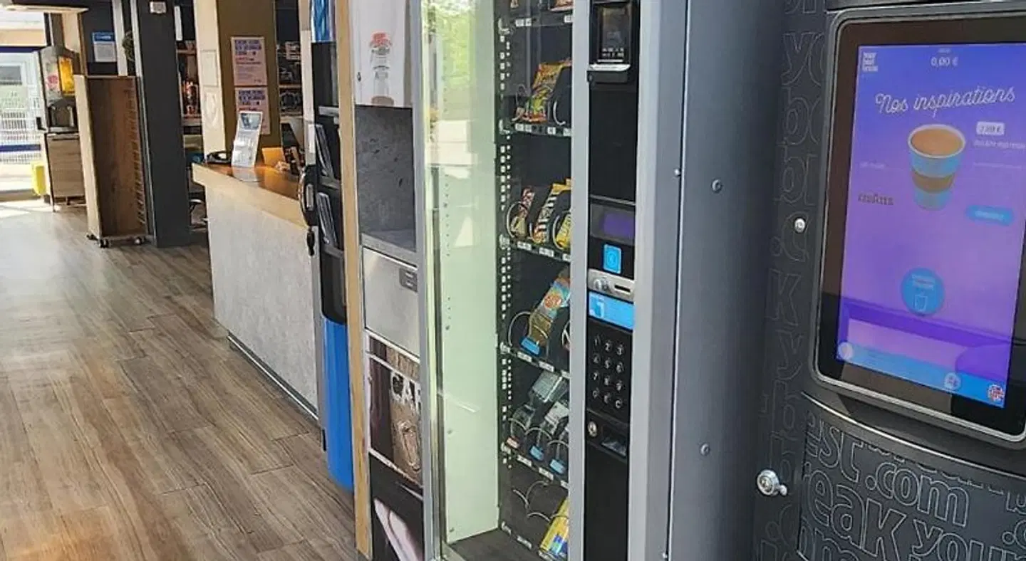 Premiere Classe Lyon Nord Dardilly LOUNGE_LOBBY