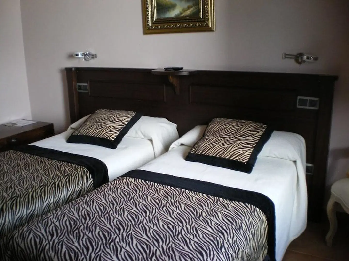 Hotel Rural Monasterio de Ara-Mada ROOM_EXAMPLE