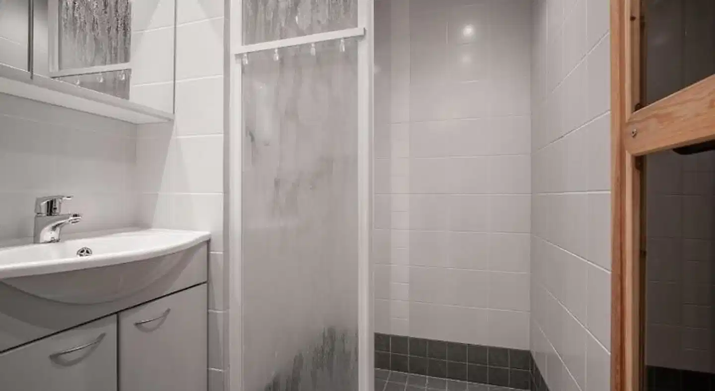 PyhäSuites Badezimmer