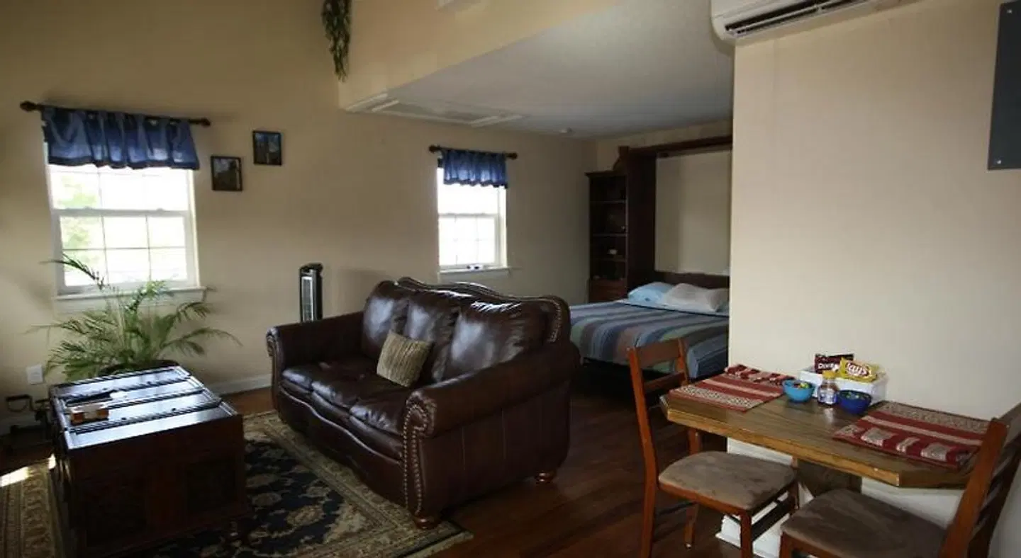 Woodrow House Bed & Breakfast ROOM_EXAMPLE