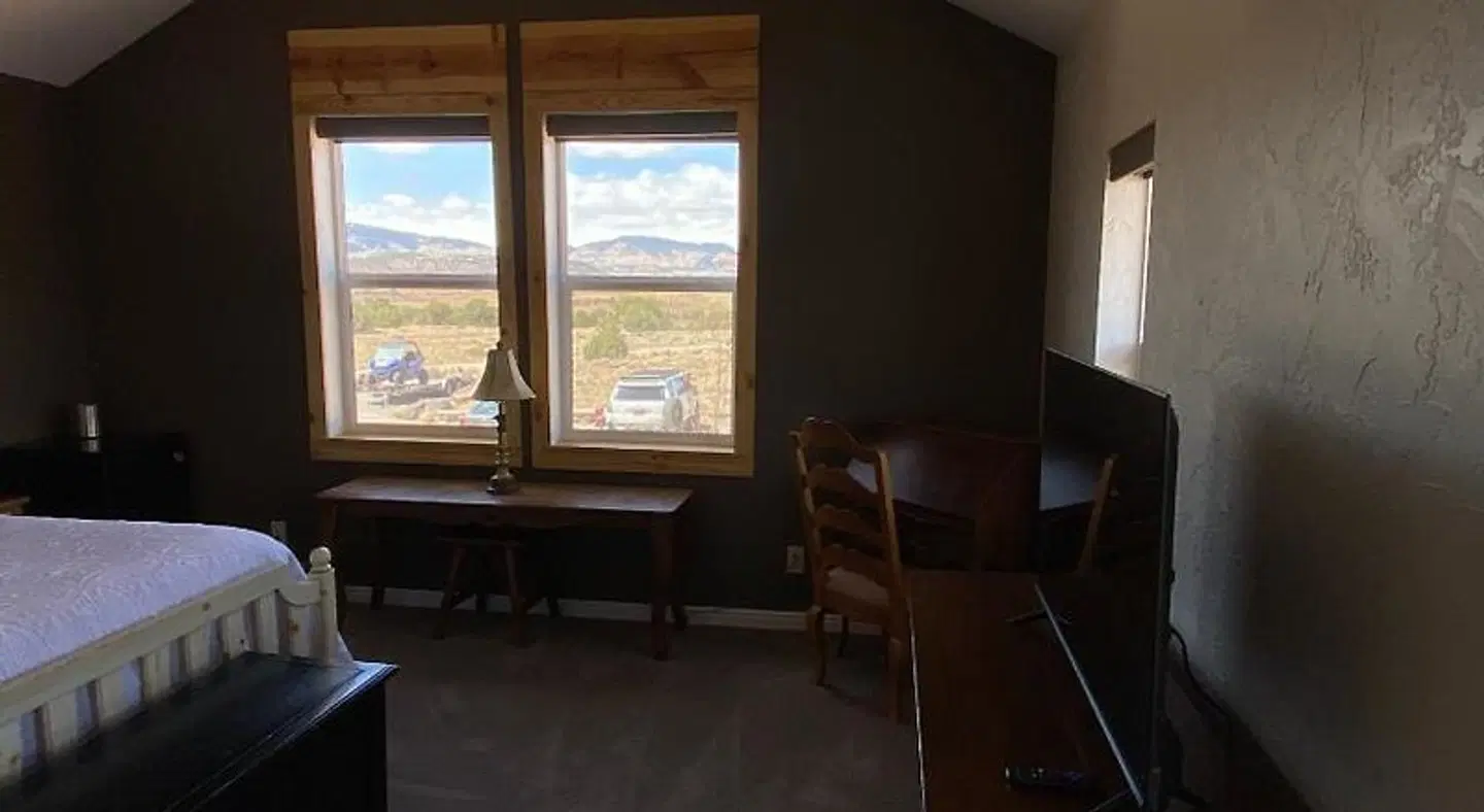 Skyridge Inn Bed & Breakfast ROOM_EXAMPLE
