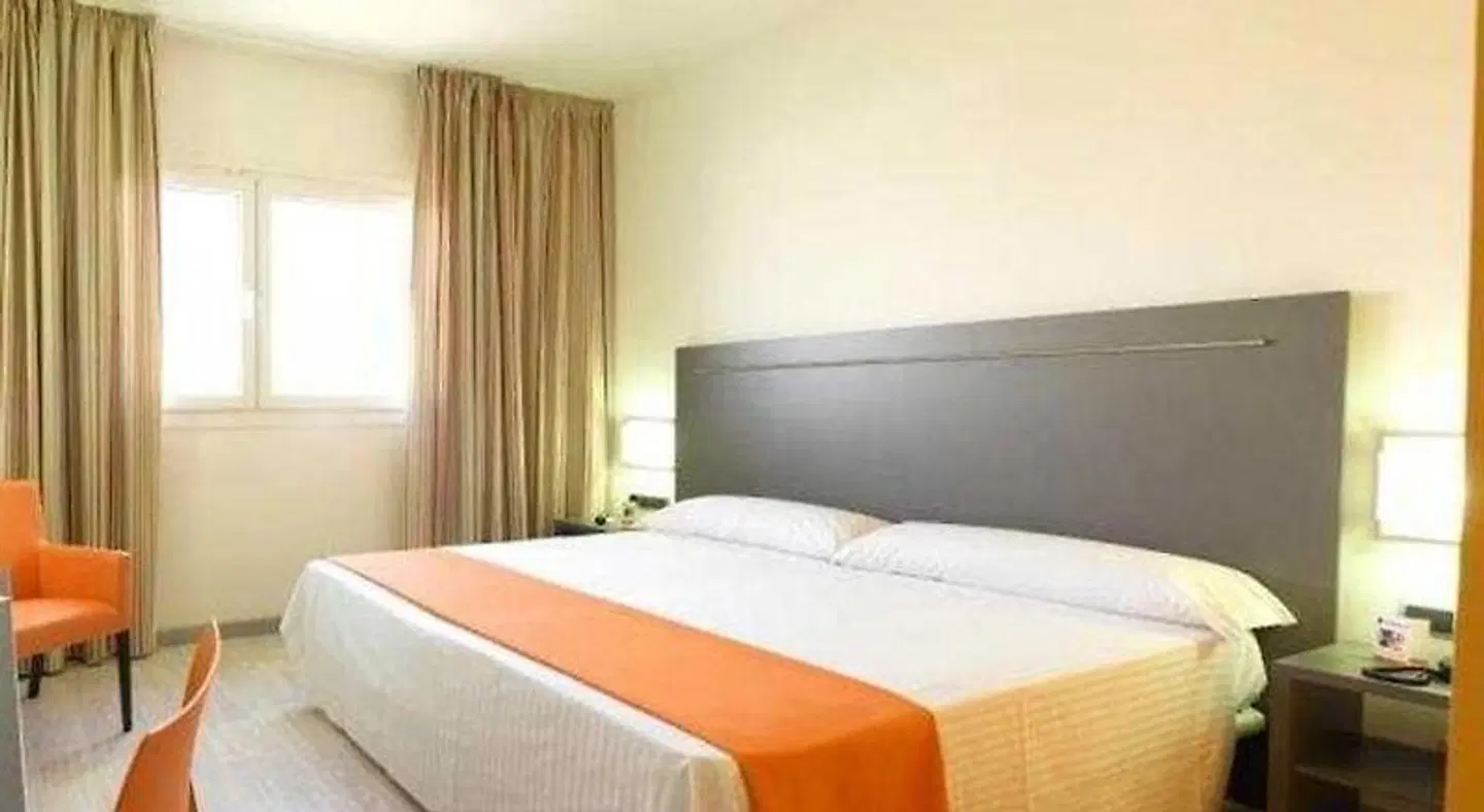 H2 Avila ROOM_EXAMPLE