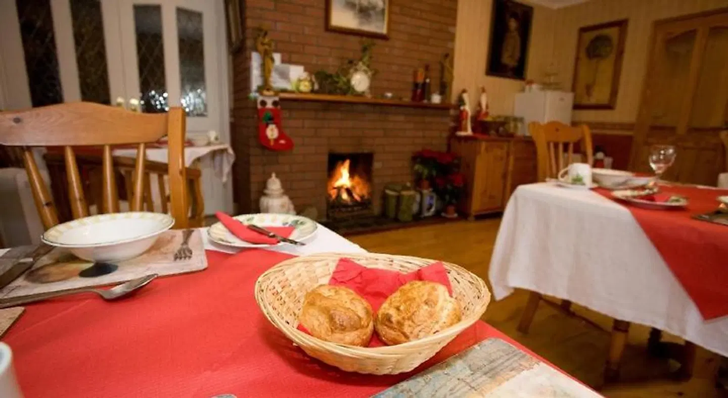 Evergreen Bed & Breakfast Restaurant