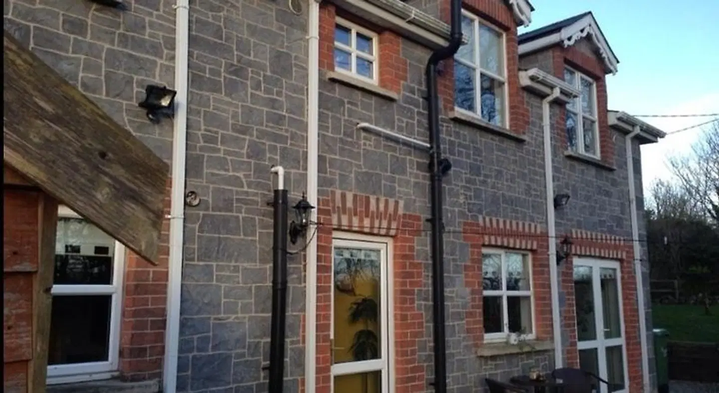 Rose Cottage EXTERIOR