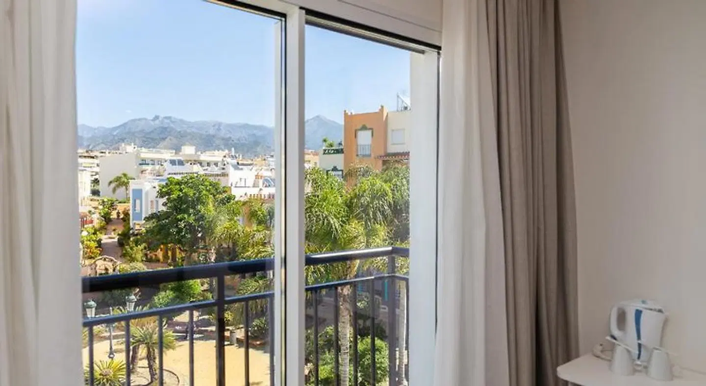 Perla Marina Hotel & Apartamentos ROOM_EXAMPLE