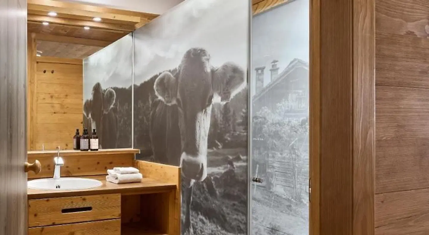 HUBERTUS Mountain Refugio Allgäu Badezimmer