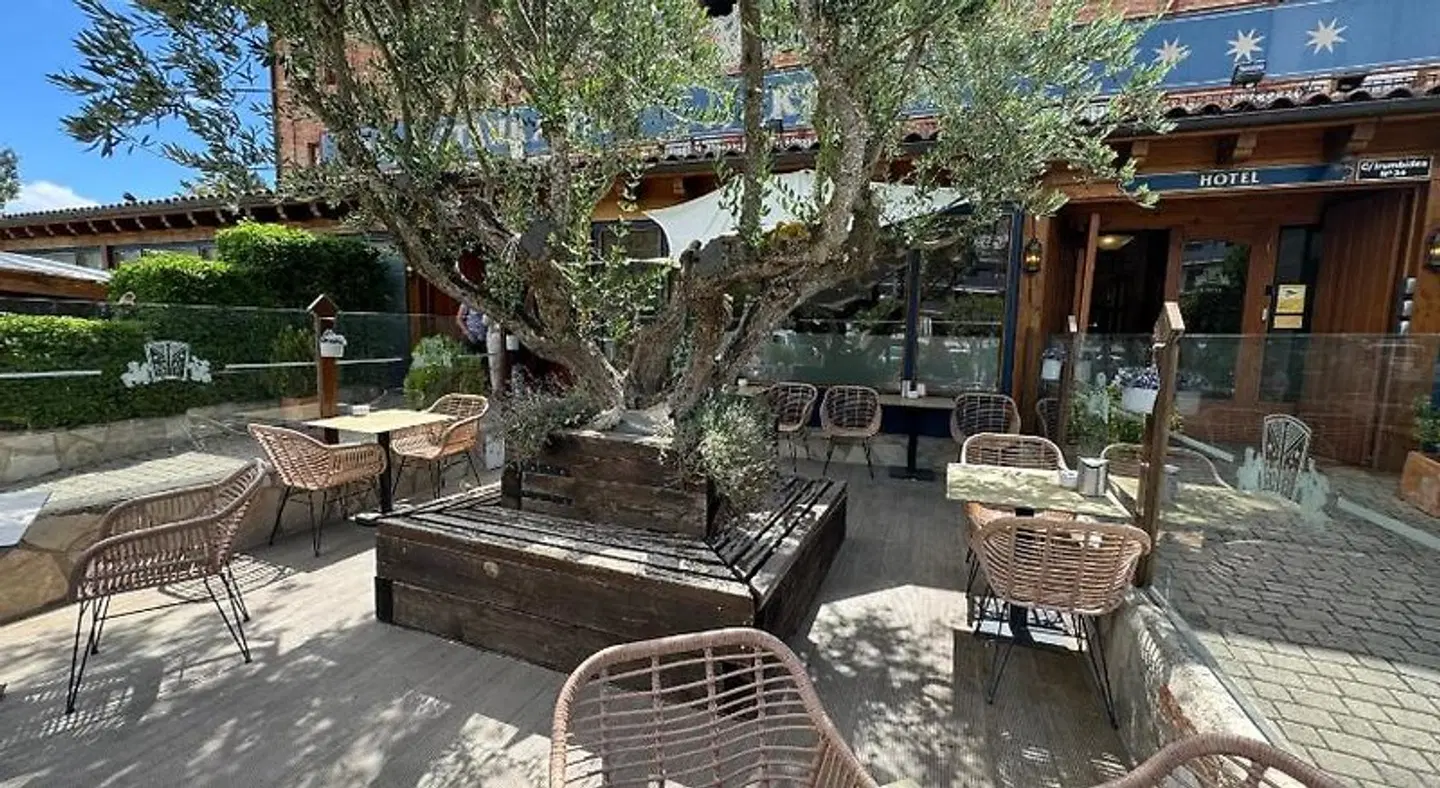 Albergue Jakue Terrasse