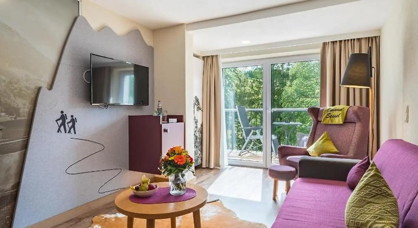 Tanneck ROOM_EXAMPLE