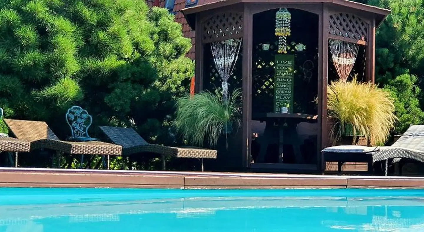 Boutique Vila Artemide OUTDOOR_POOL