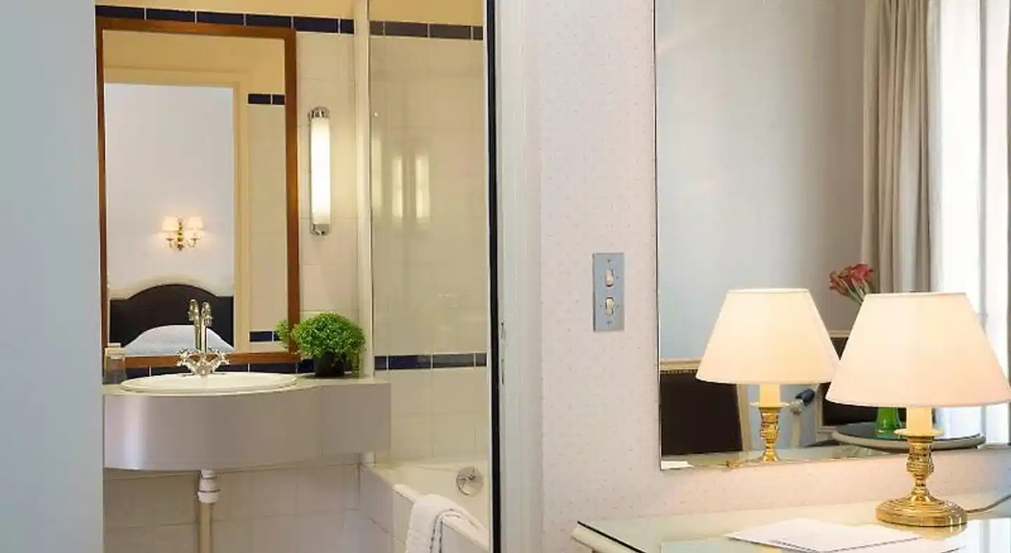 Hôtel du Printemps Badezimmer