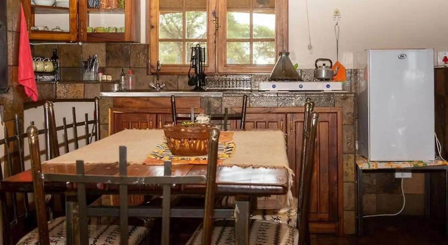 Africa Awaits Lodge Restaurant
