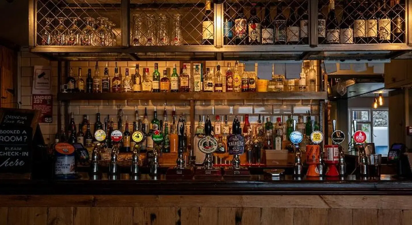 The Inn on the Shore Bar
