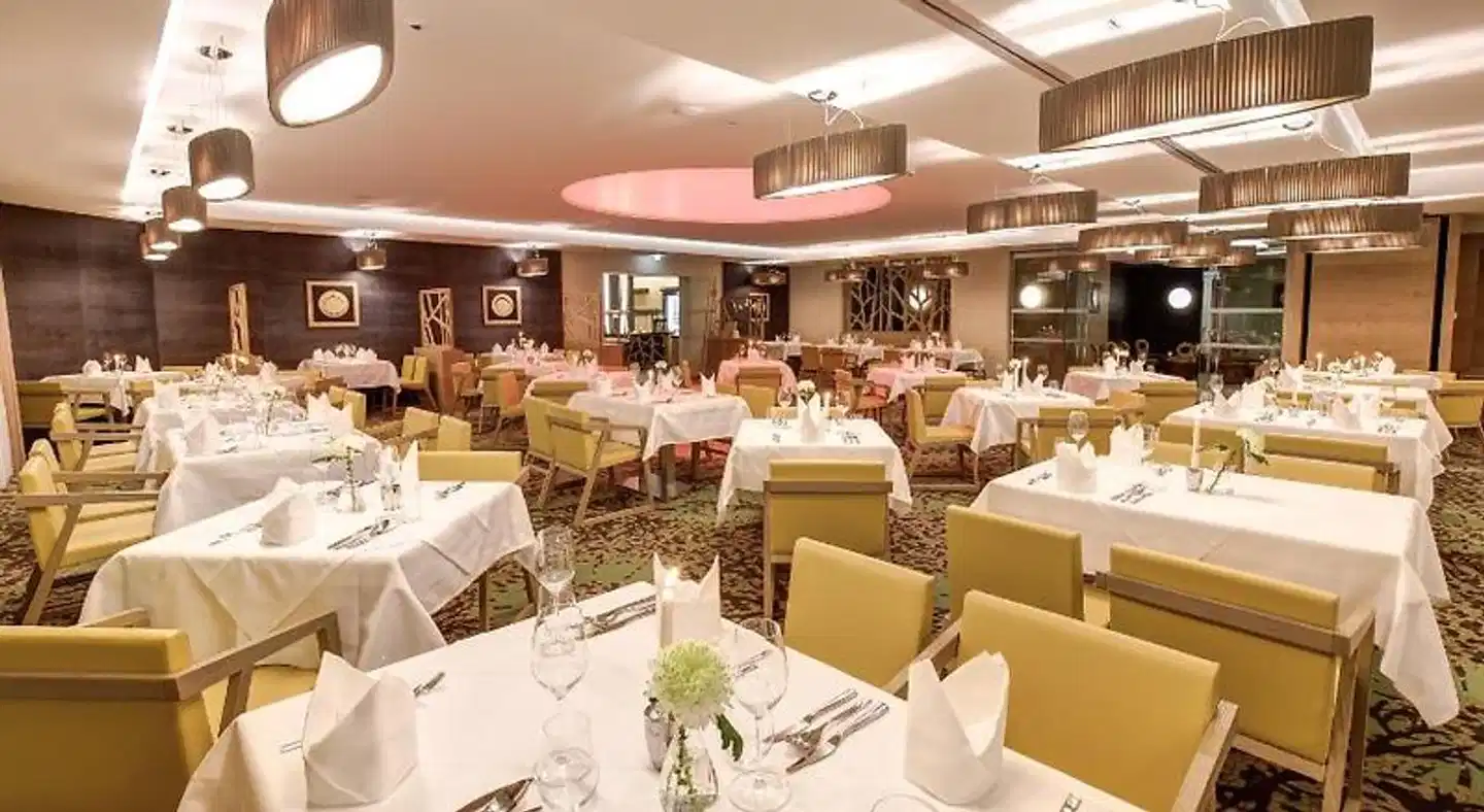 AIGO welcome family Restaurant