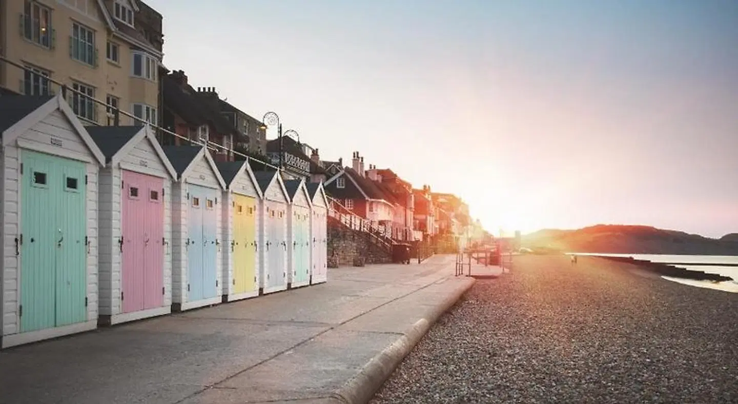 Rock Point Inn EXTERIOR