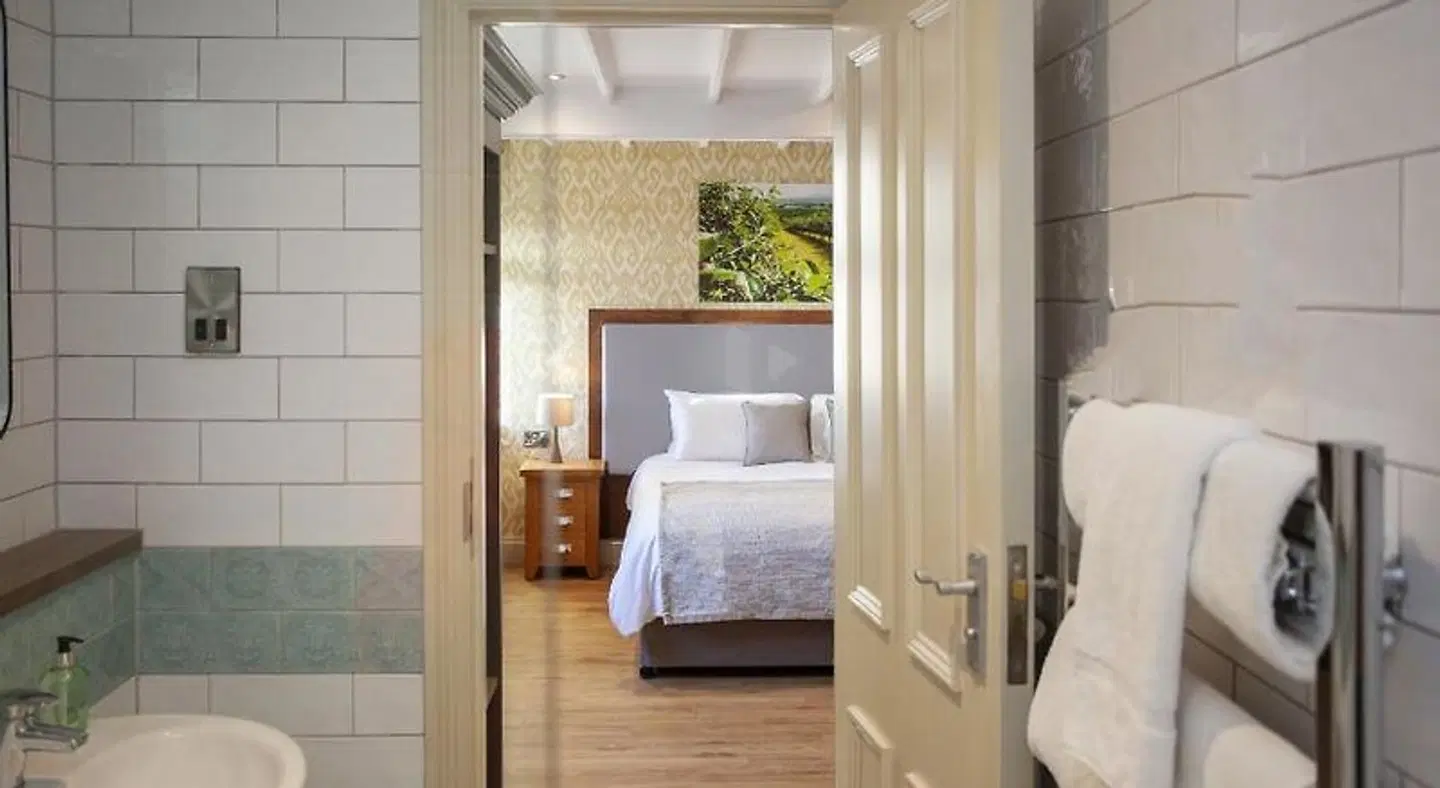 Woodborough Inn ROOM_EXAMPLE