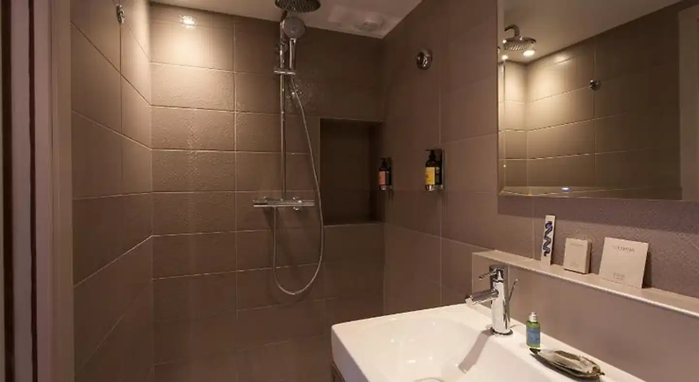 Vic Eiffel Badezimmer