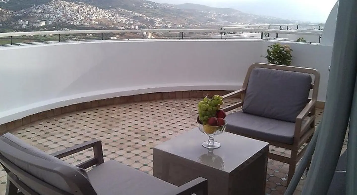 Al Mandari Terrasse