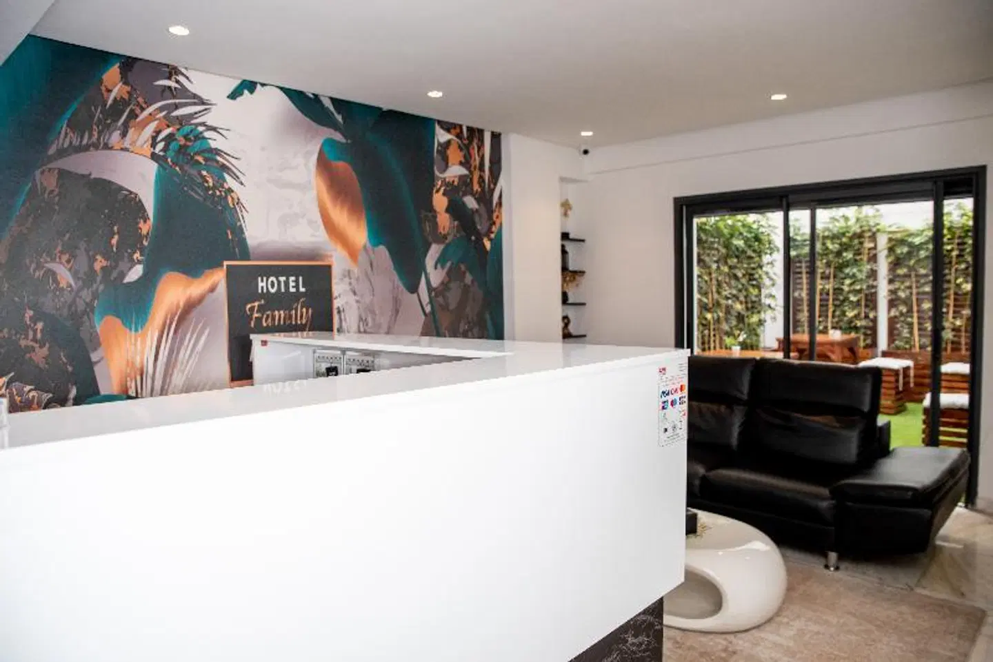 Family Aparthotel Bar