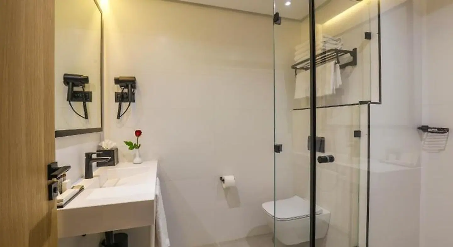 ADAY Hotel Casablanca Badezimmer