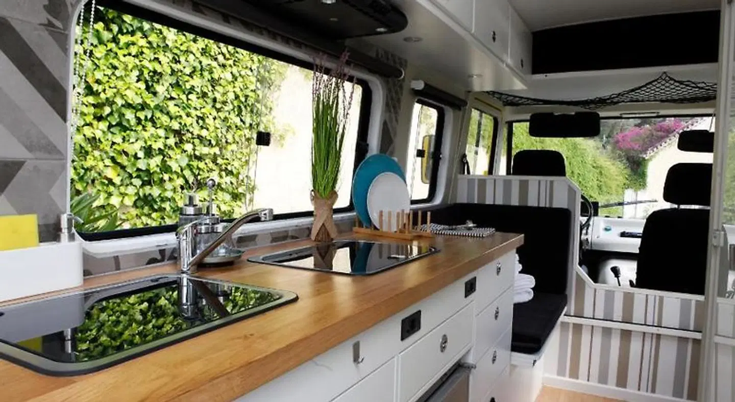 Flores Guest House Badezimmer