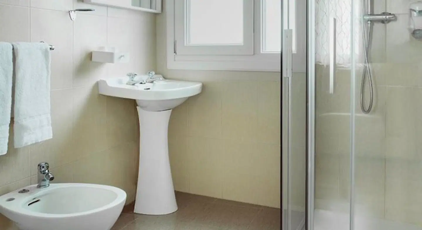 Casual Gurea Badezimmer