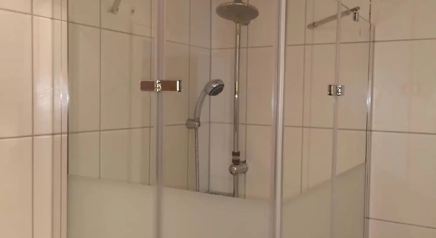 Tuniberg Restaurant Hotel Badezimmer