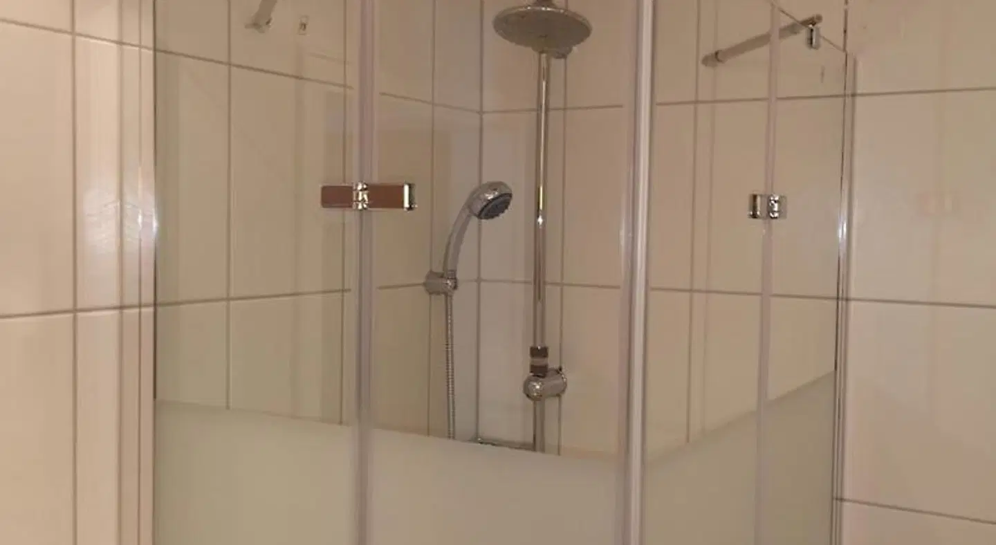 Tuniberg Restaurant Hotel Badezimmer