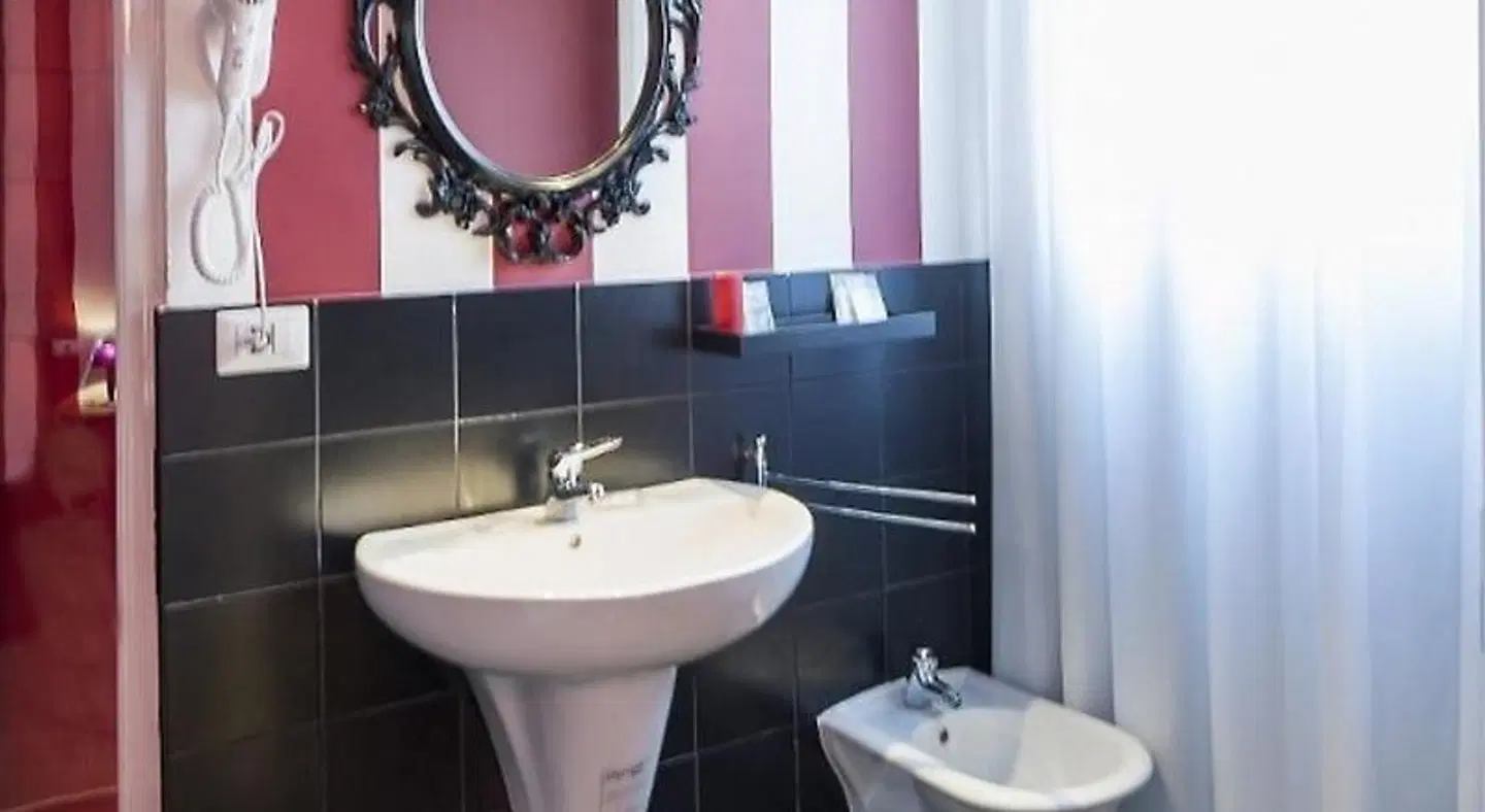 Il Giglio Rosso B&B Badezimmer