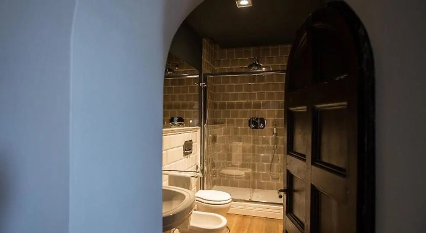 AdAstra Suites Badezimmer