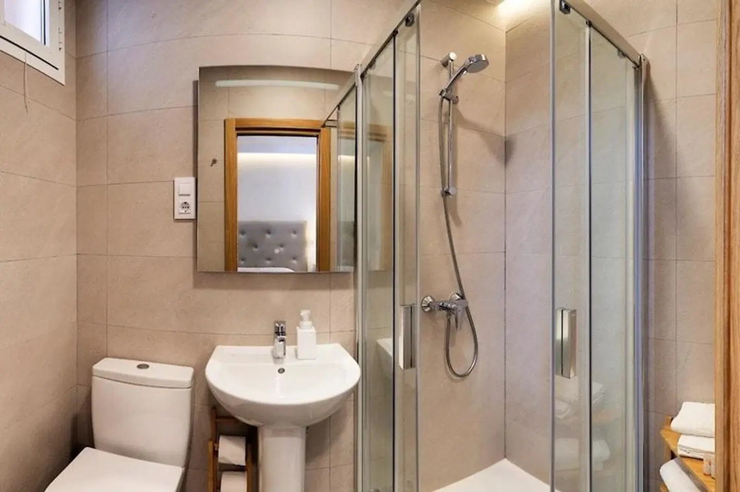 Hostal Patria Madrid Badezimmer