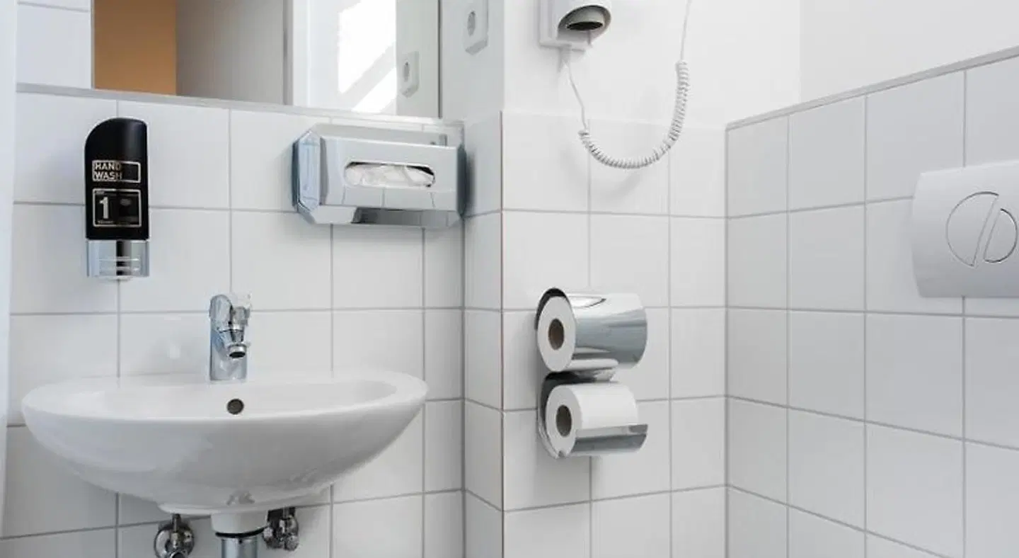 Apple City Hotel Badezimmer