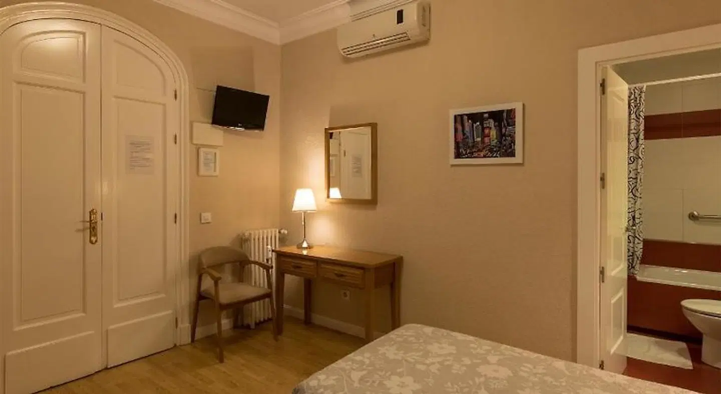 Hostal Santillan ROOM_EXAMPLE