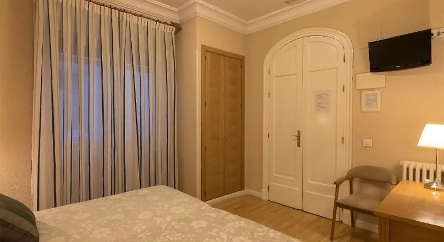 Hostal Santillan ROOM_EXAMPLE